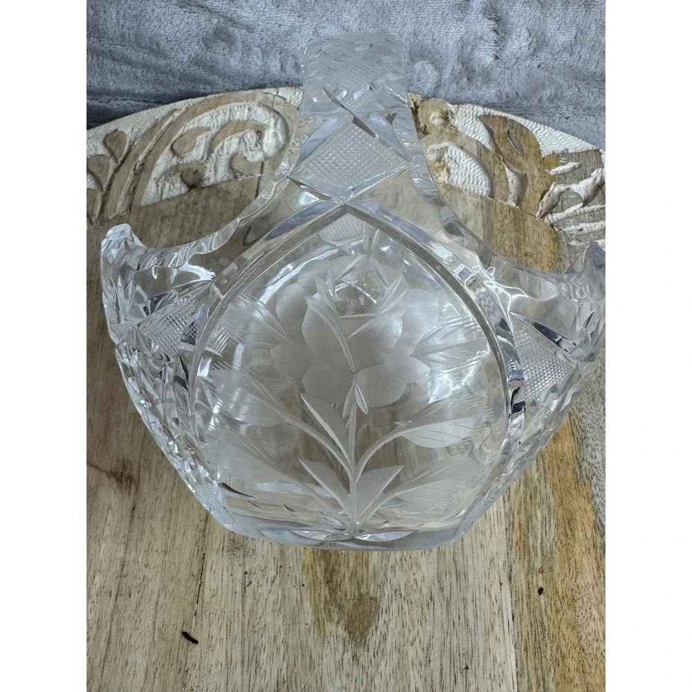 Vintage Cut Crystal Basket Frosted Rose Etched Clear Glass Floral Decor‎ 5.5in